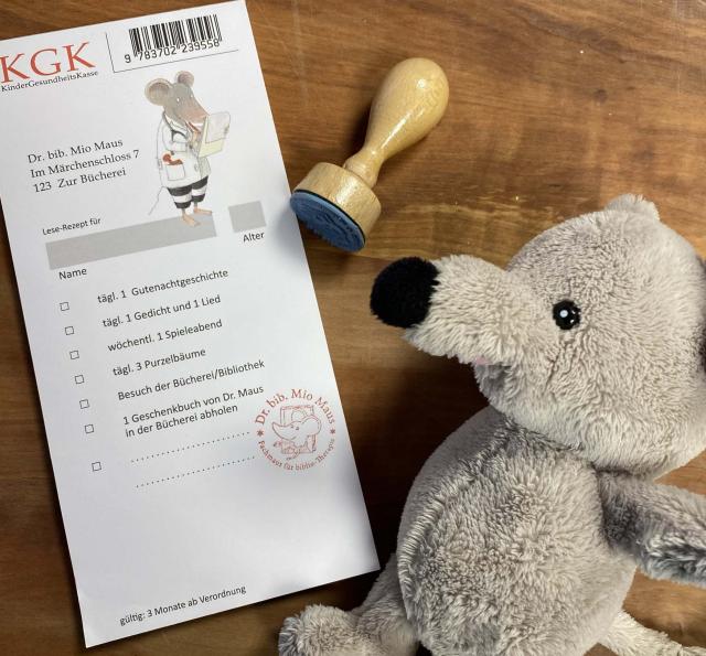 ein Leserezept und eine Stoffmaus