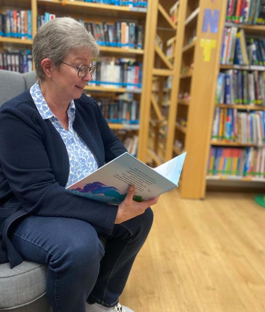 Brigitte Hader liest ebenfalls regelmäßig im LESEHAUS vor